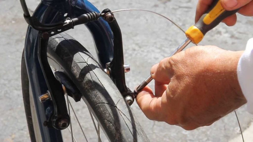 How to adjust bicycle vbrakes HOW TO DO EVERYTHING