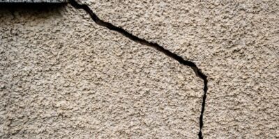 Cracked plaster