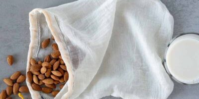 Make your own nut milk bag: easy steps