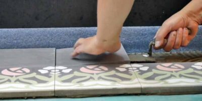 Lay cement tiles correctly