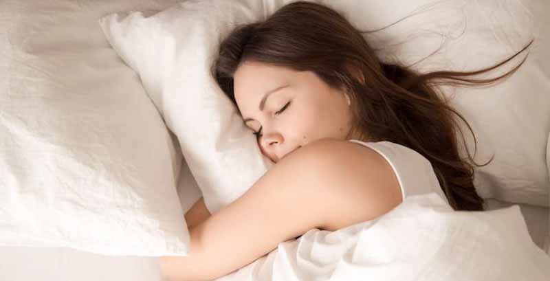 DIY pillow spray recipe as part of redesign your bedroom