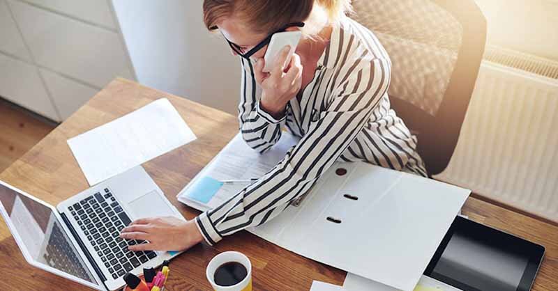 set up a business part-time on the side