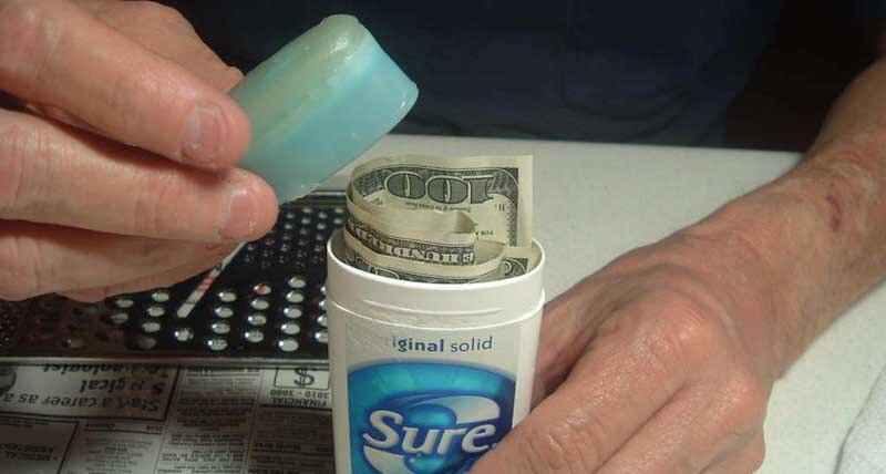 tips to tips to hide money when travelling