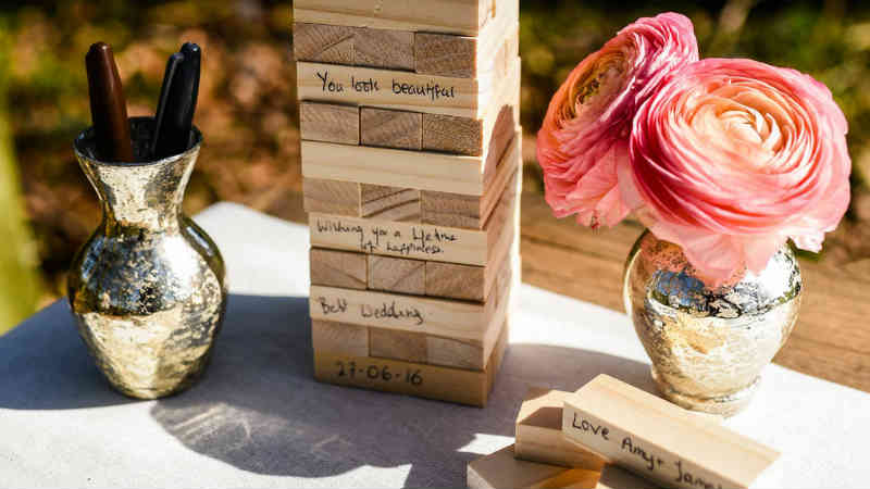 unusual wedding souvenir ideas