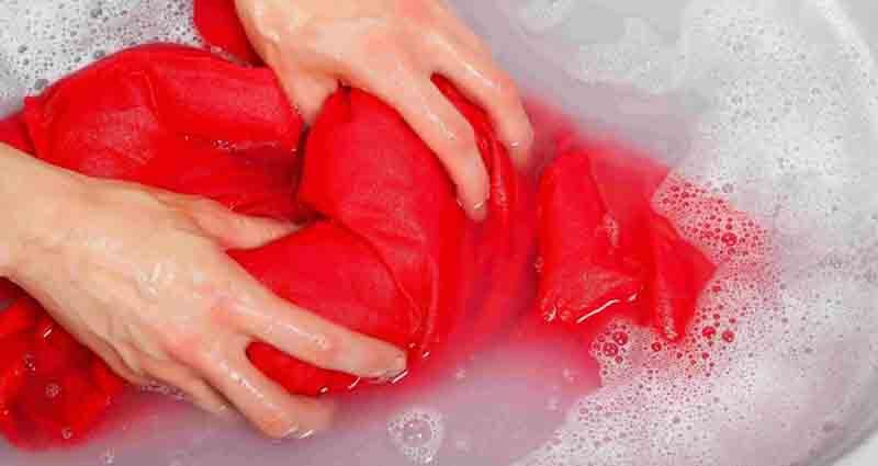 wash silk clothes correctly