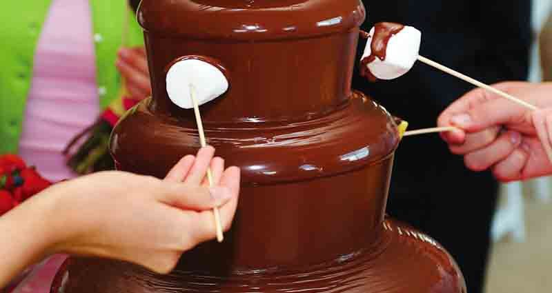make a chocolate fountain