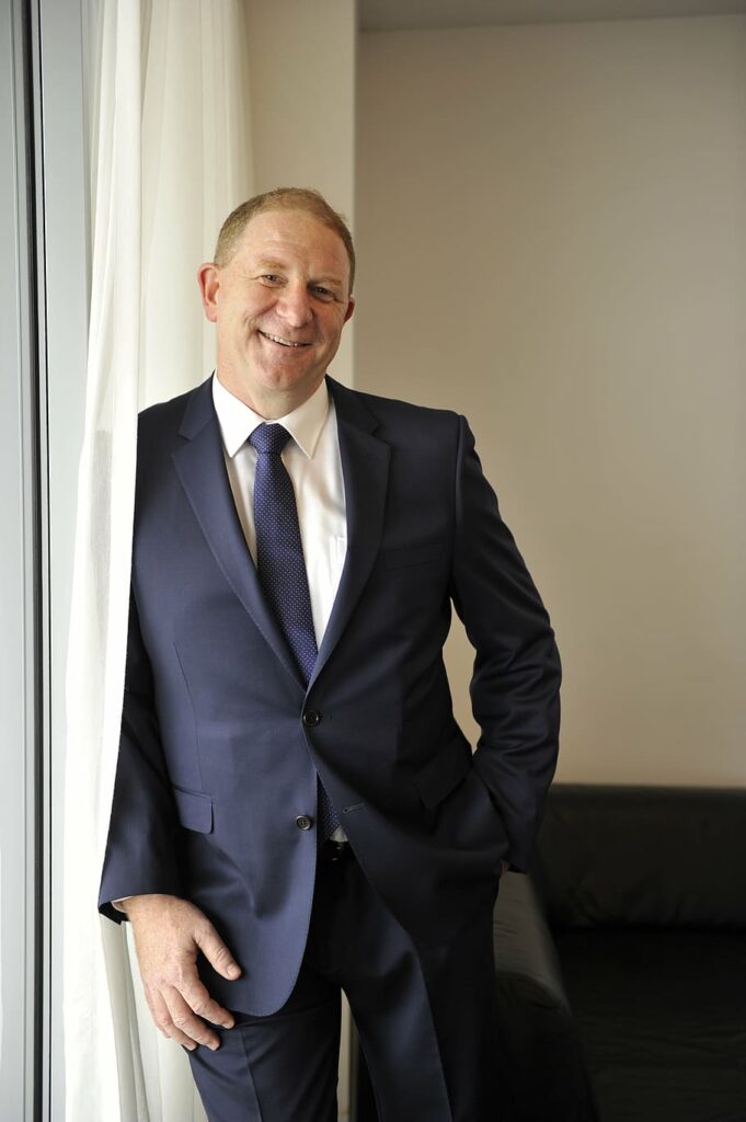 Save a business in crisis - Daniel Voight