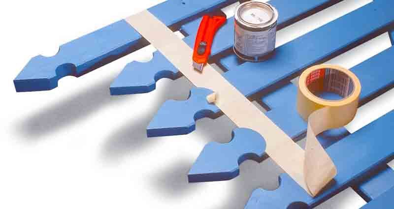 build a wooden garden fence