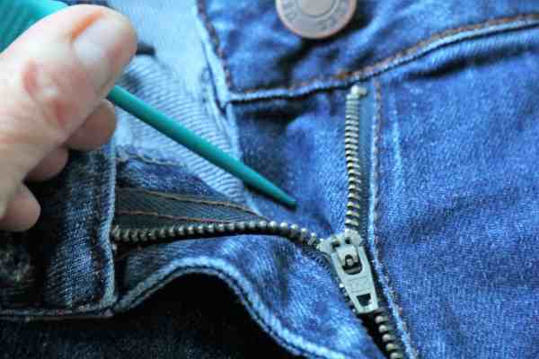 How to fix jeans zipper