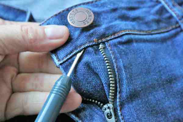 How to fix jeans zipper