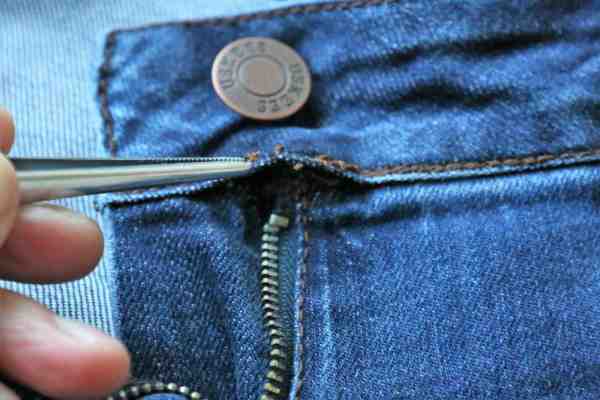 How to fix jeans zipper