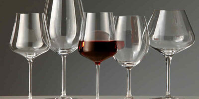 clean crystal glasses correctly