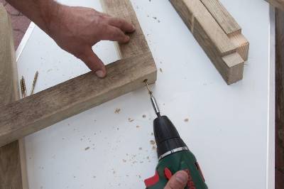 build a garbage can box