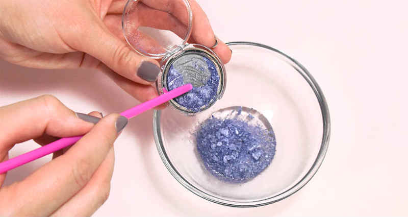 make nail polish from eyeshadow