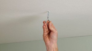 upcycle a lamp from leftover wood