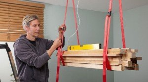 upcycle a lamp from leftover wood