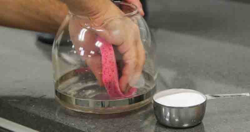 clean a coffee pot correctly