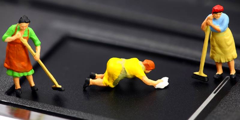 clean a computer safely