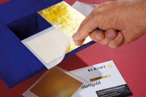 apply metallic finishes for craft easily