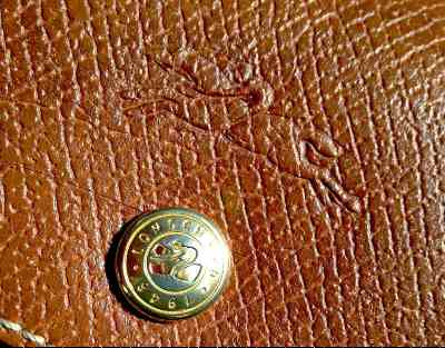 how to tell if longchamp is authentic