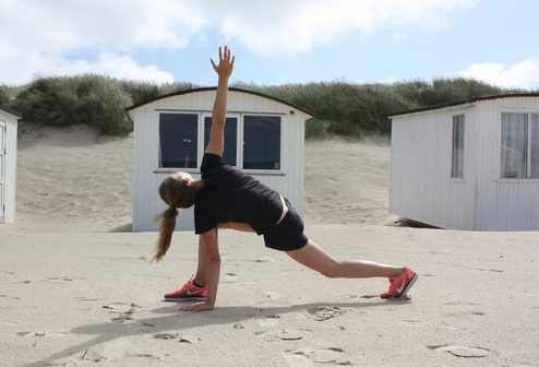 How to stretch hips - flexors 3 (1)