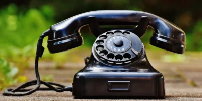 This guide outlines how to block a number when making a call, with steps for iPhone, Android and also a landline phone.